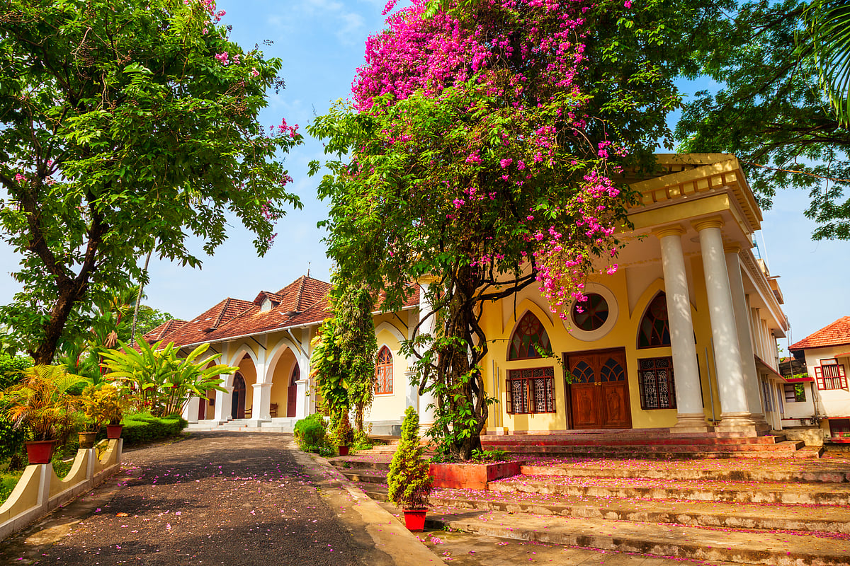 MUNNAR, THEKKADY, ALLEPPEY & KOVALAM