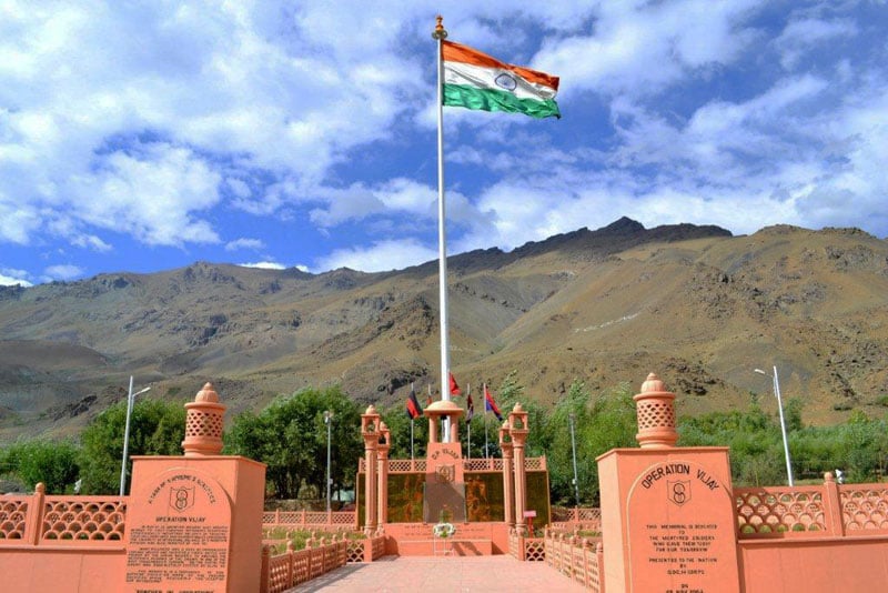 KASHMIR, KARGIL & LEH, NUBRA, PANGONG