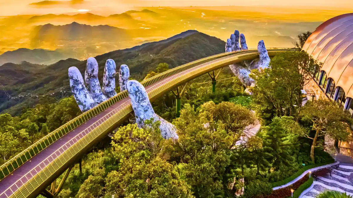 VIETNAM - The Grandeur of Nature