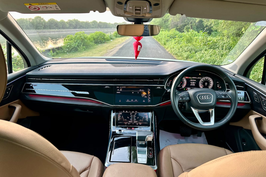 Audi Q-7