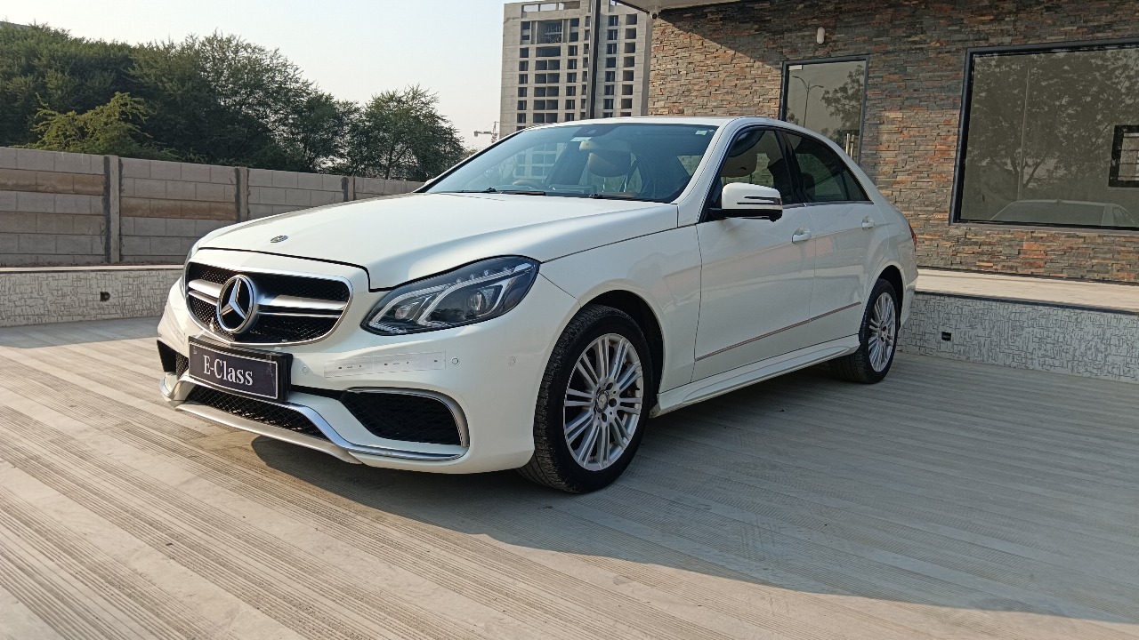 Mercedes E-220